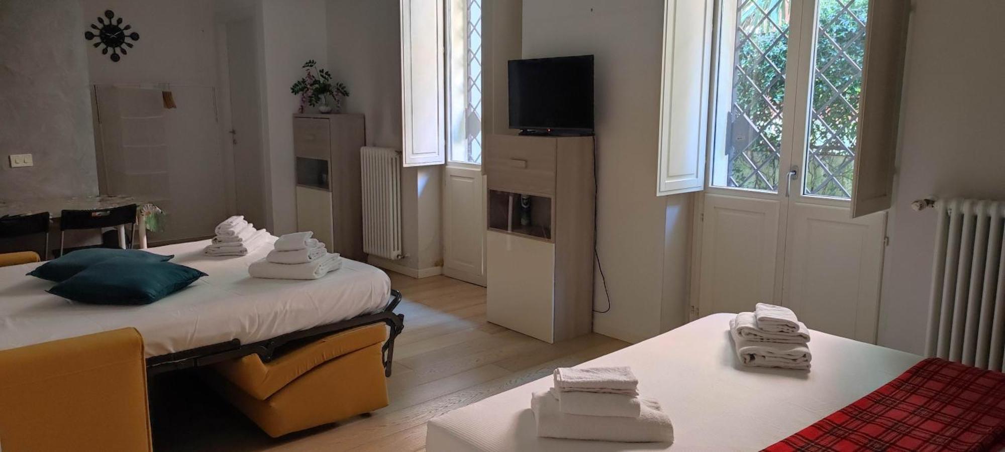 Gioire Apartments - Милан Номер фото